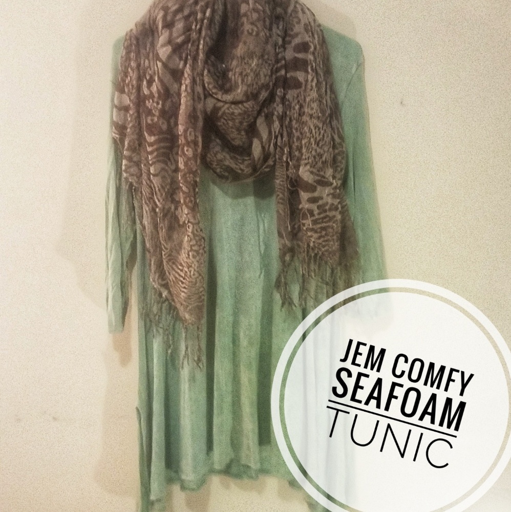 Jem Comfy Seafoam Tunic